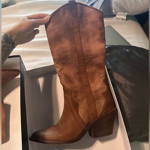 Dolce Vita Navene Brown Western Boots